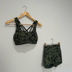 lululemon athletica Black and Green Floral Sports Bra Set